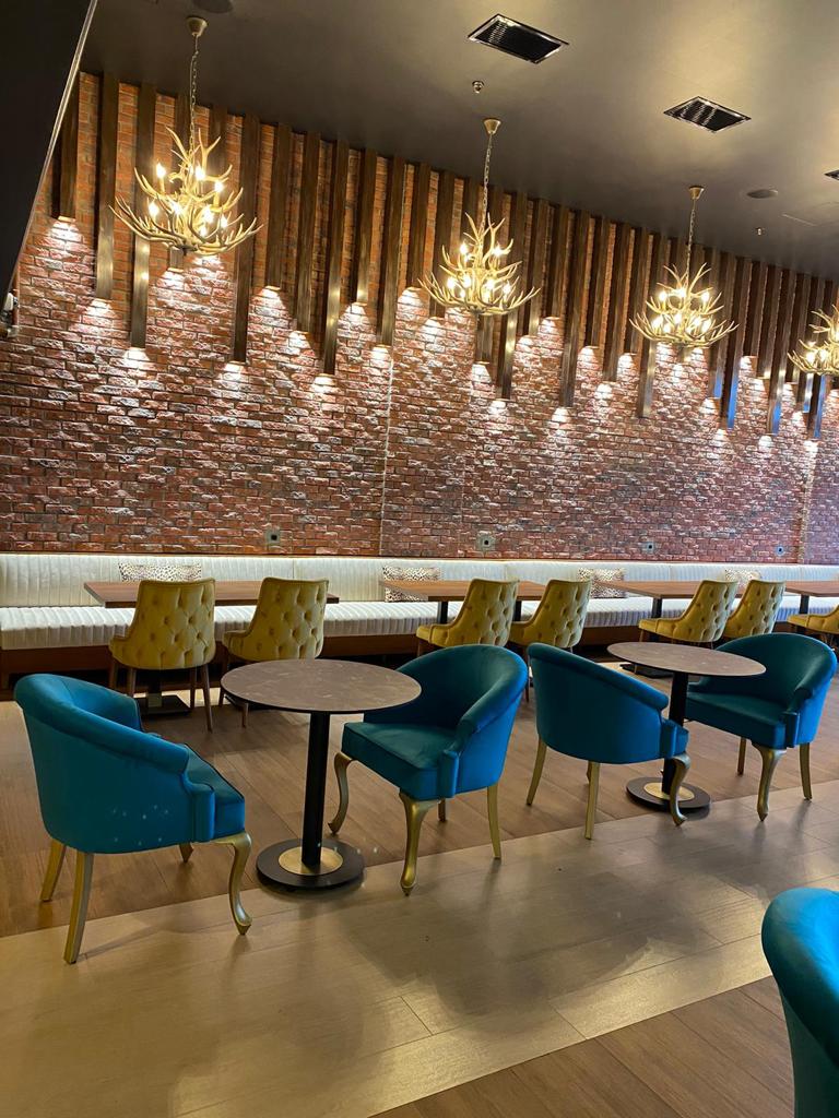 Hotel Ahşap Ayaklı Berjer Modelleri